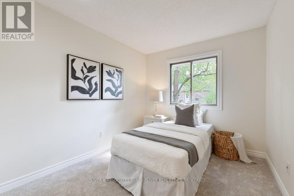 416 Brock Street, London South, Ontario  N6K 2M4 - Photo 17 - X12449513