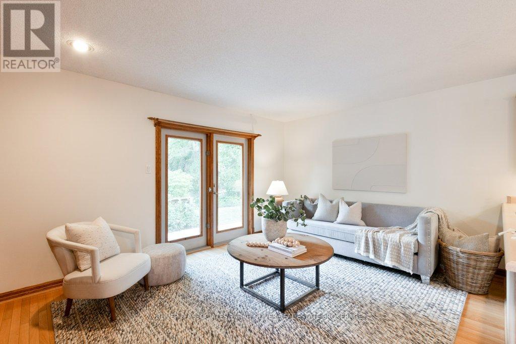 416 Brock Street, London South, Ontario  N6K 2M4 - Photo 9 - X12449513