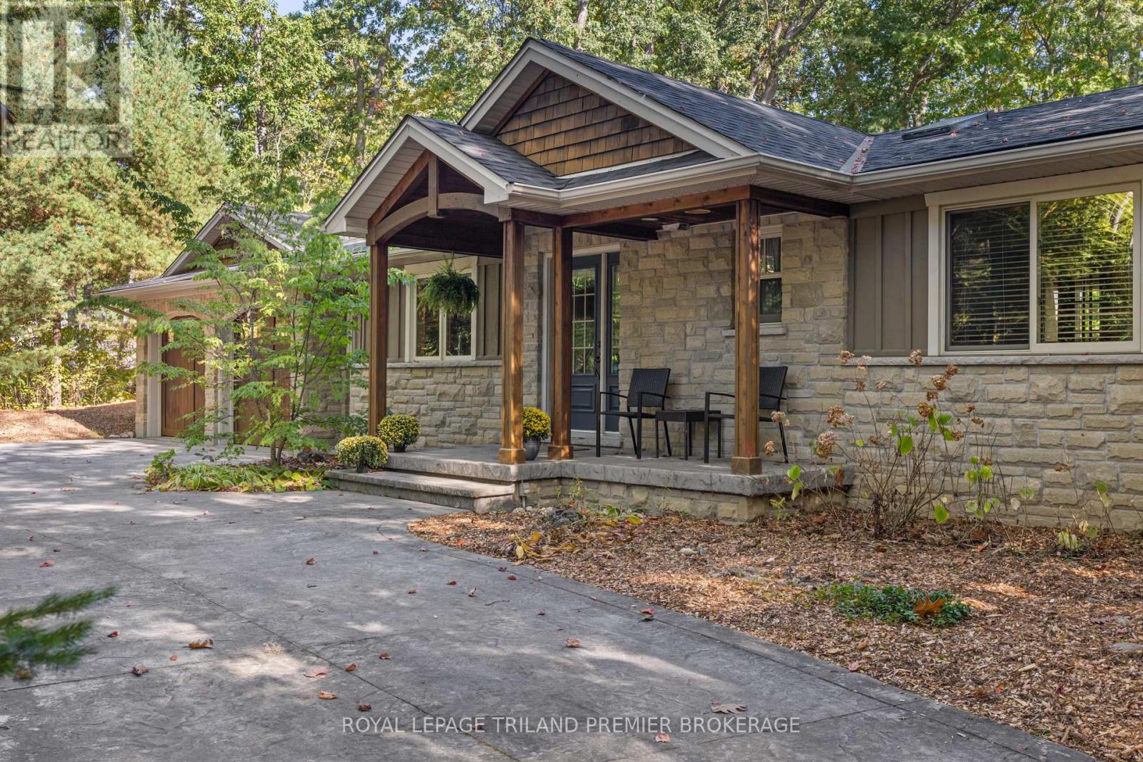 10300 Beach O'pines Road, Lambton Shores (Grand Bend), Ontario  N0M 1T0 - Photo 40 - X12449518
