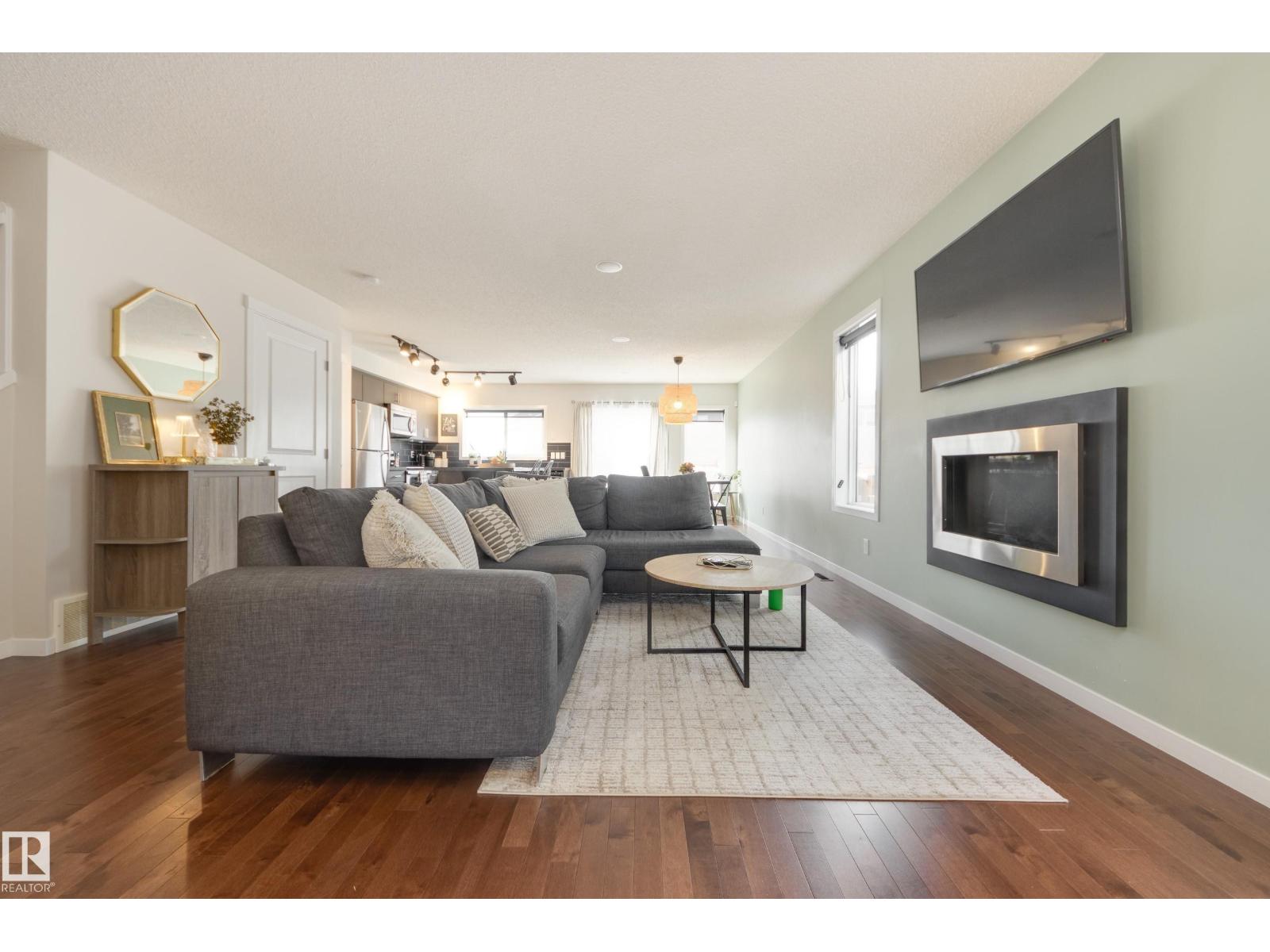 16722 64 St Nw, Edmonton, Alberta  T5Y 3P8 - Photo 4 - E4461126