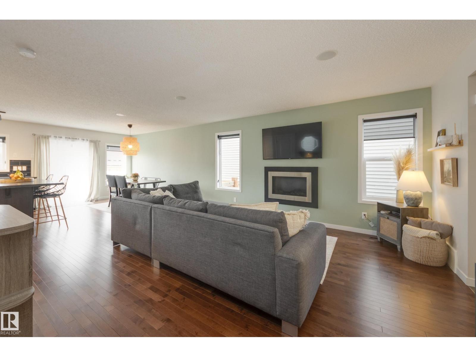 16722 64 St Nw, Edmonton, Alberta  T5Y 3P8 - Photo 5 - E4461126