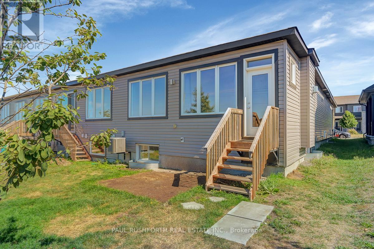 40 Riddell Street, Carleton Place, Ontario  K0E 1T1 - Photo 25 - X12449523