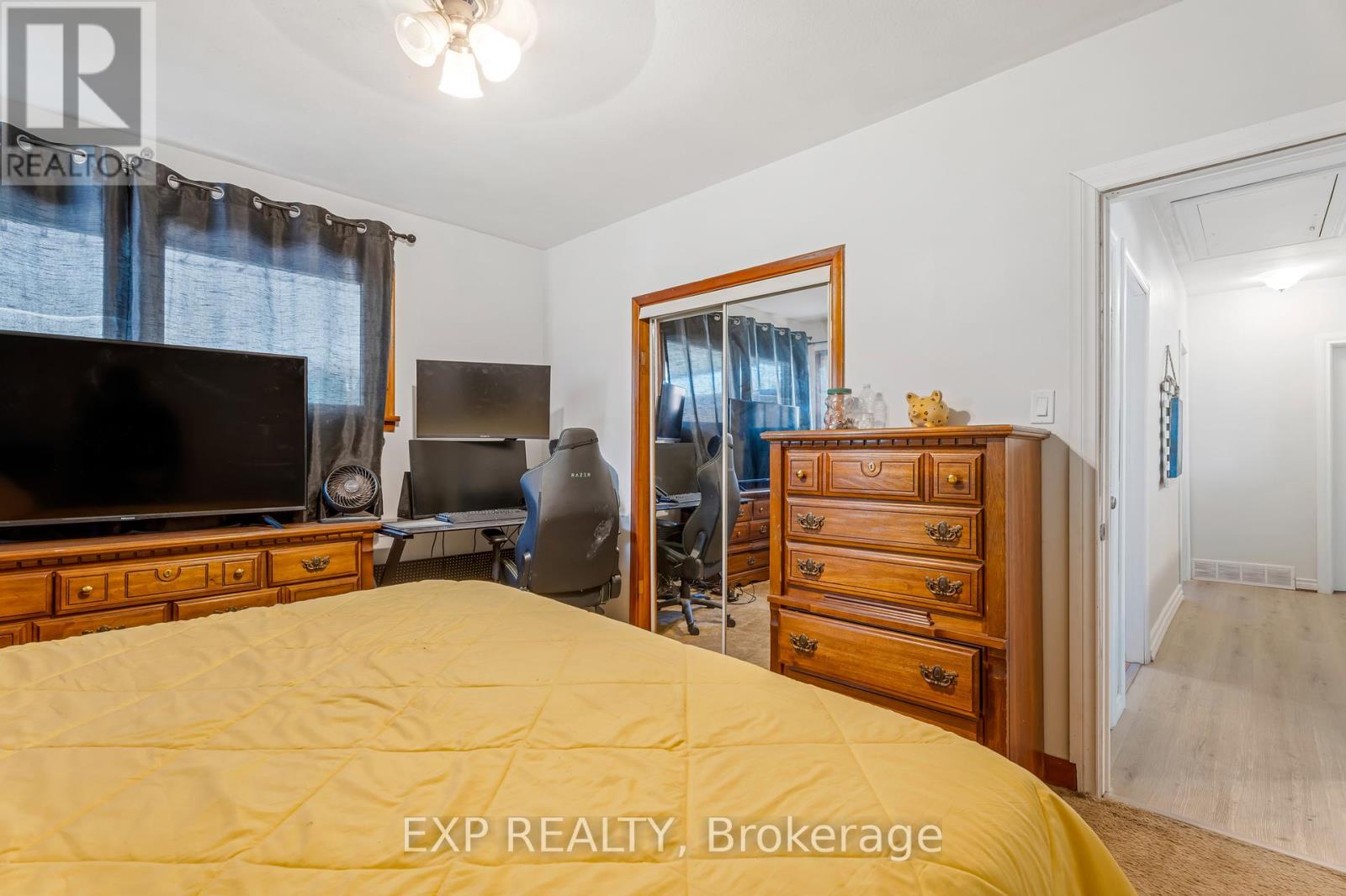 1986 Stanley Av Avenue, Niagara Falls, Ontario  L2E 6S4 - Photo 11 - X12449533