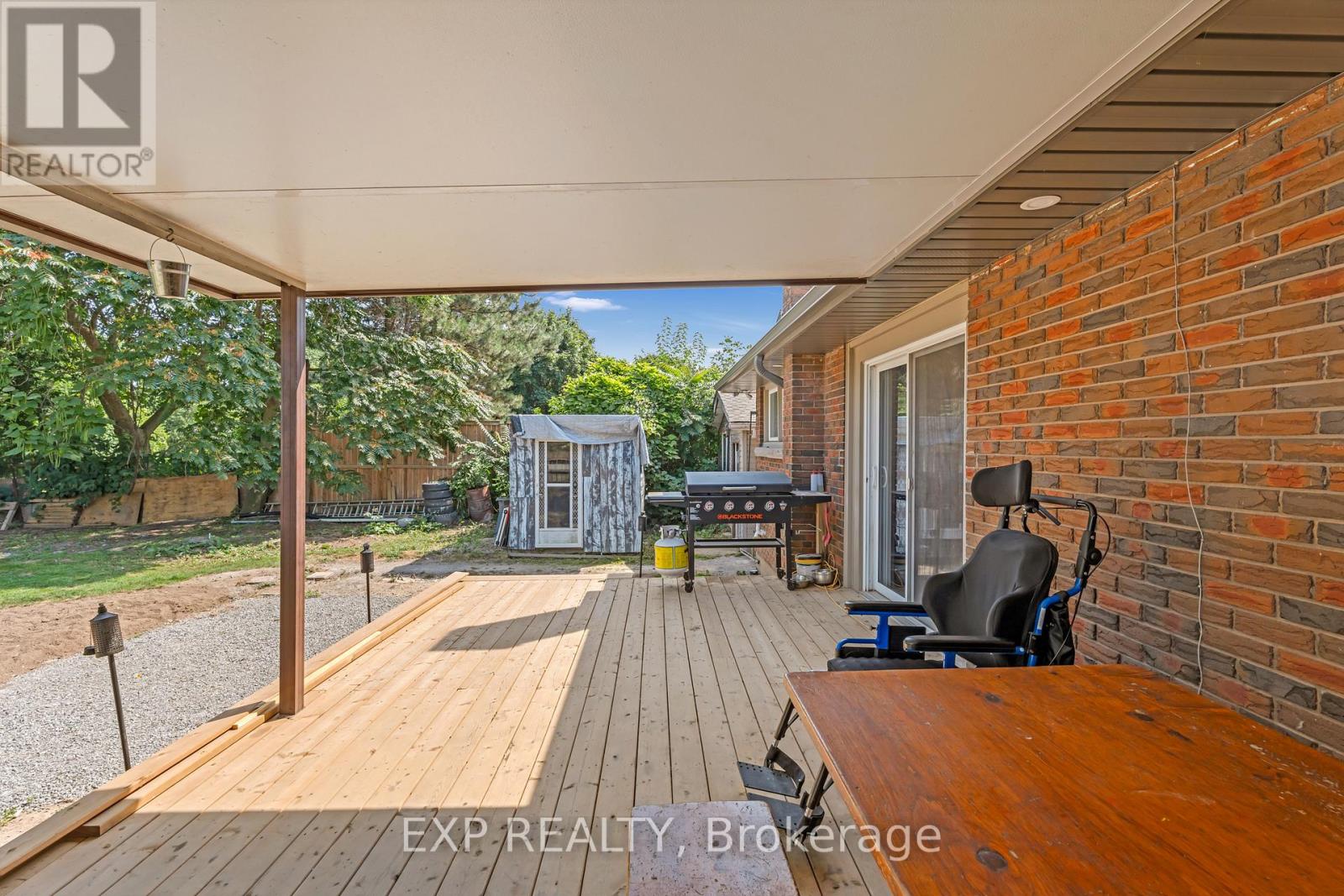 1986 Stanley Av Avenue, Niagara Falls, Ontario  L2E 6S4 - Photo 42 - X12449533