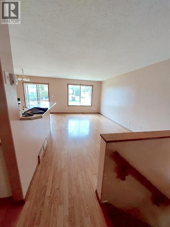 3807 52 Street, Wetaskiwin, Alberta  T9A 1M5 - Photo 4 - A2262787
