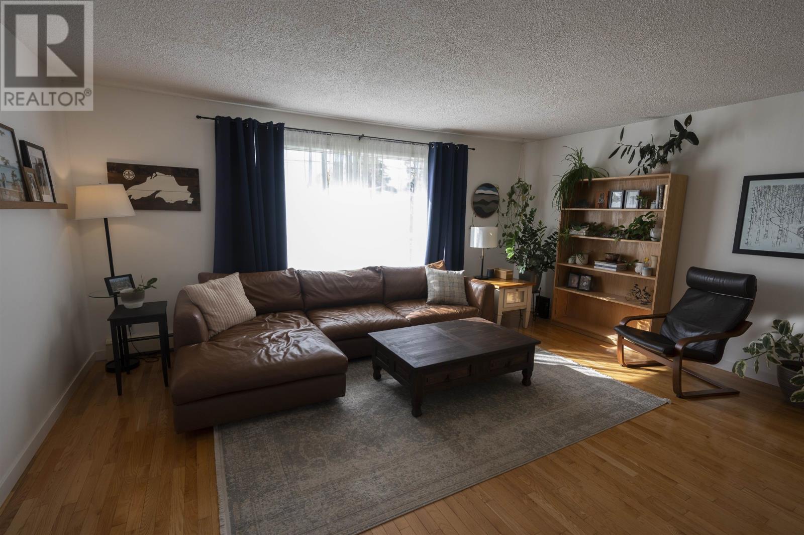 34 Velva Avenue, Thunder Bay, Ontario  P7A 6N5 - Photo 5 - TB253164