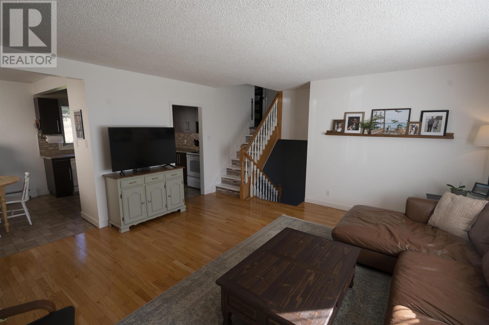 34 Velva Avenue, Thunder Bay, Ontario  P7A 6N5 - Photo 7 - TB253164