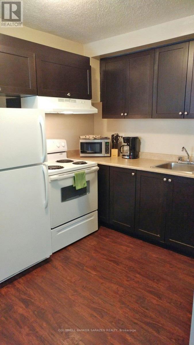 204 Bruyere Street, Ottawa, Ontario  K1N 5E3 - Photo 10 - X12347432