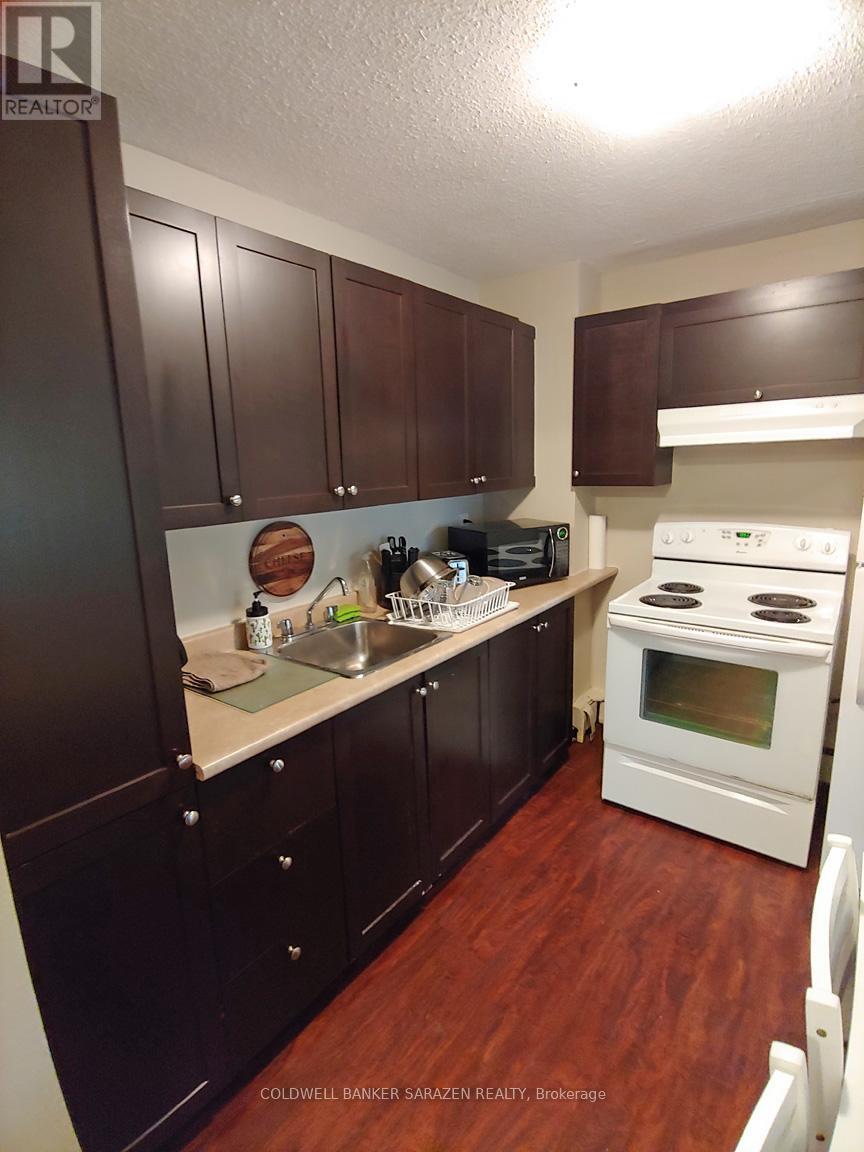 204 Bruyere Street, Ottawa, Ontario  K1N 5E3 - Photo 2 - X12347432