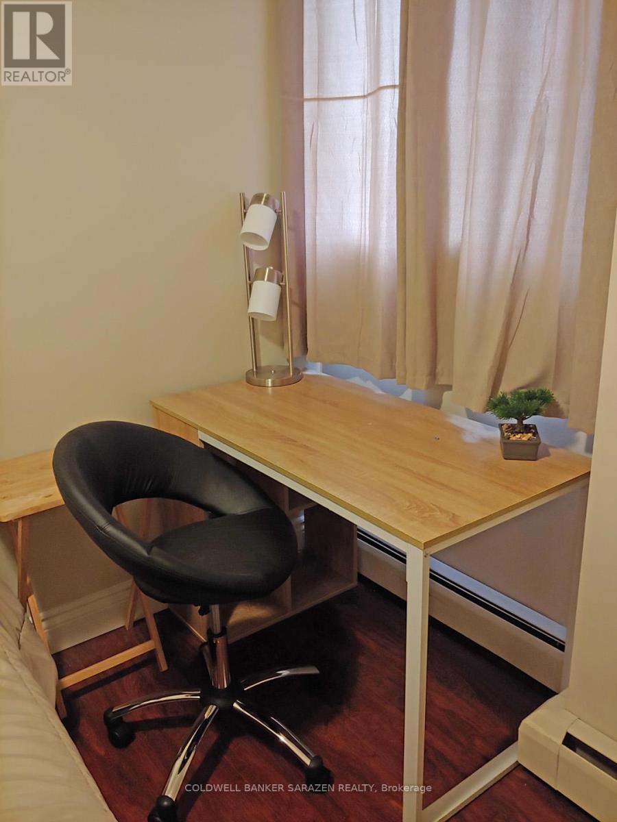204 Bruyere Street, Ottawa, Ontario  K1N 5E3 - Photo 6 - X12347432