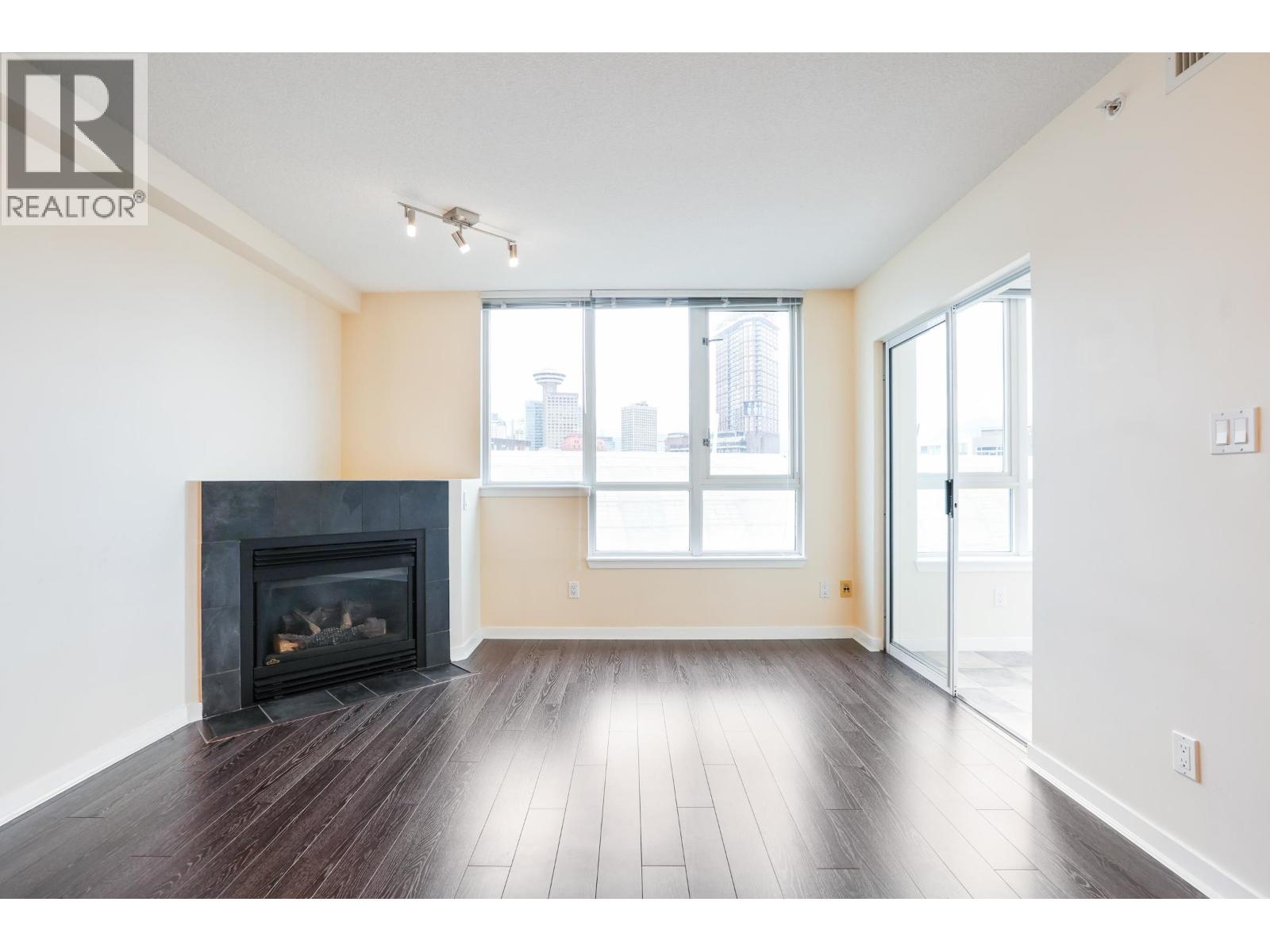 905 63 Keefer Place, Vancouver, British Columbia  V6B 6N6 - Photo 3 - R3056124