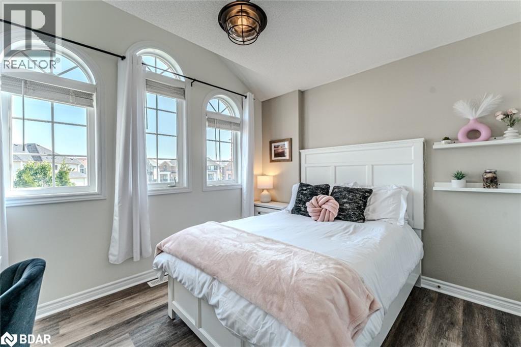 14 Regina Road, Barrie, Ontario  L4M 7J1 - Photo 14 - 40777190