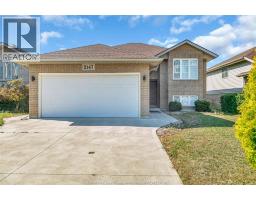 2147 ROCKPORT STREET, Windsor, Ontario