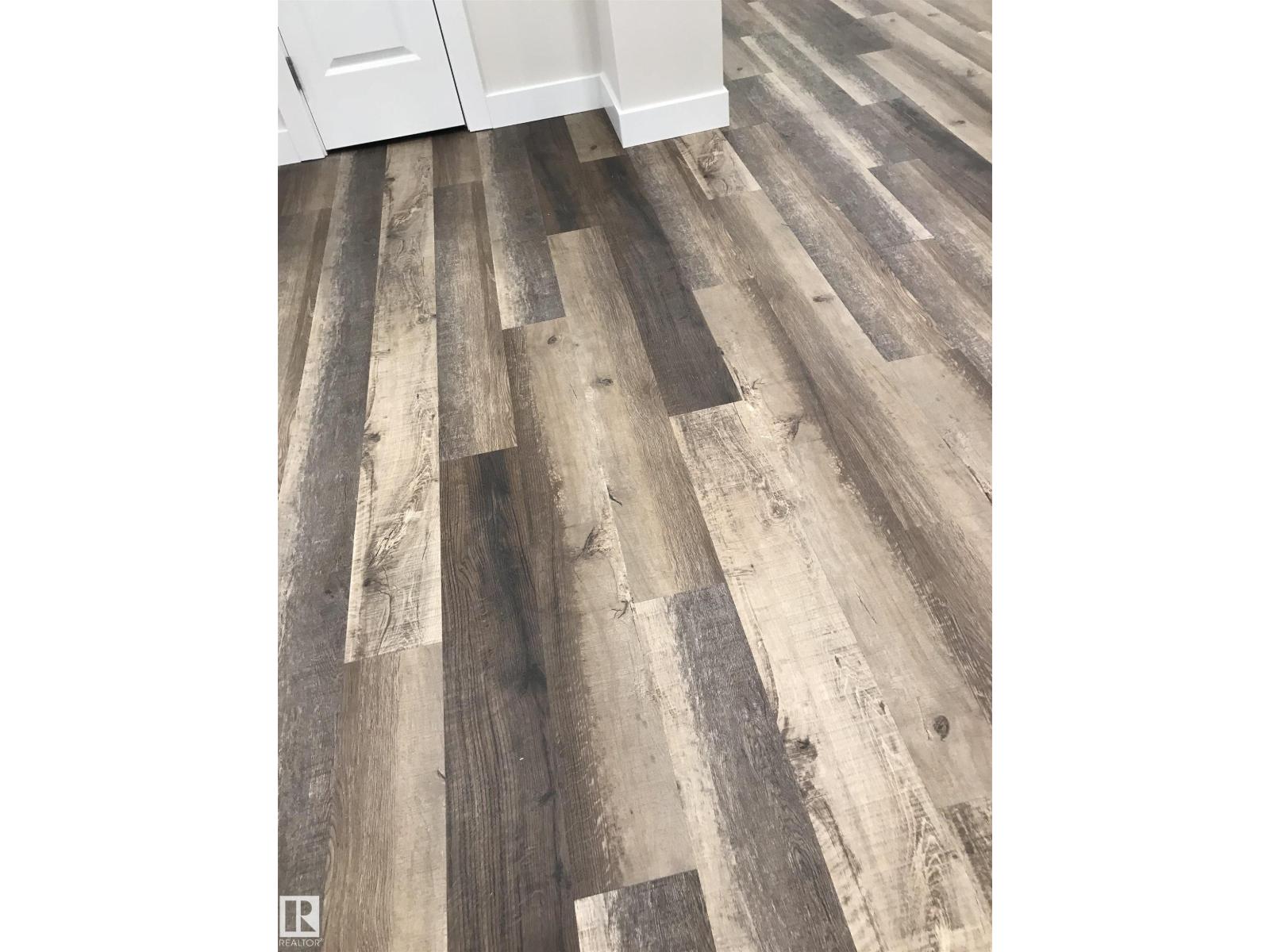 8032 70 Av Nw, Edmonton, Alberta  T6C 0A5 - Photo 11 - E4461068
