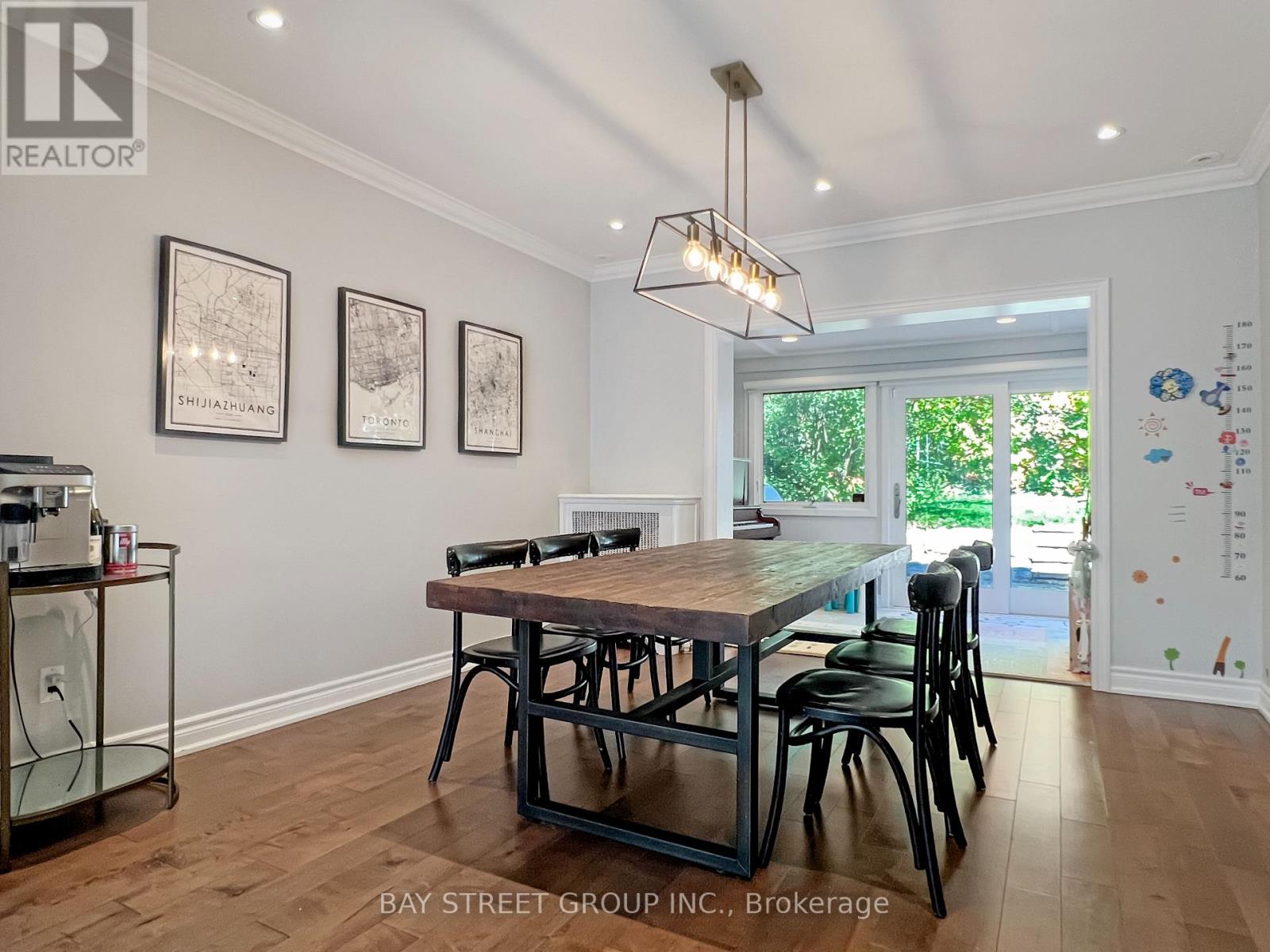 230 Chaplin Crescent, Toronto, Ontario  M5P 1B4 - Photo 5 - C12448521