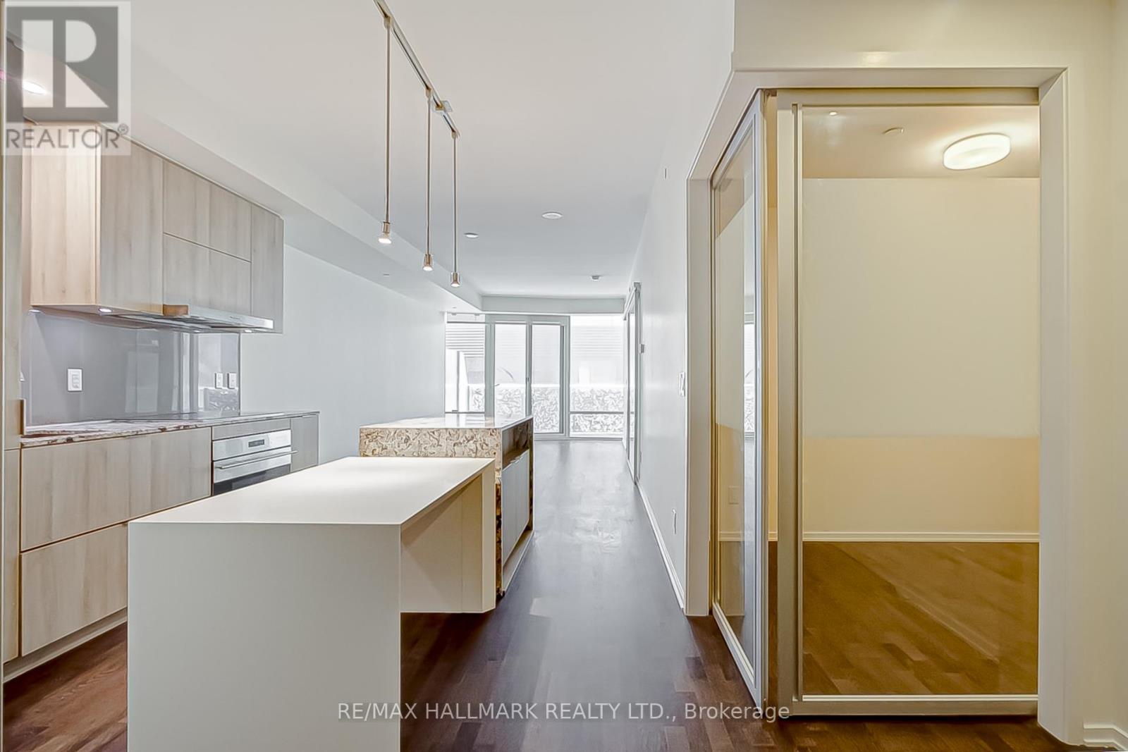 314 - 1 Bloor Street E, Toronto, Ontario  M4W 0A8 - Photo 5 - C12449344