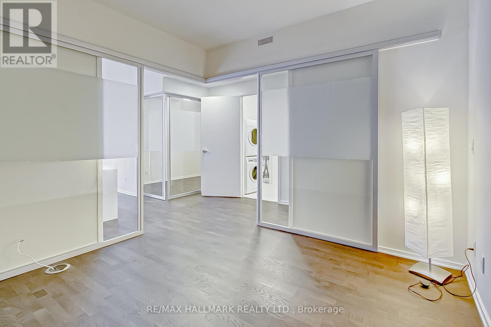 314 - 1 Bloor Street E, Toronto, Ontario  M4W 0A8 - Photo 7 - C12449344