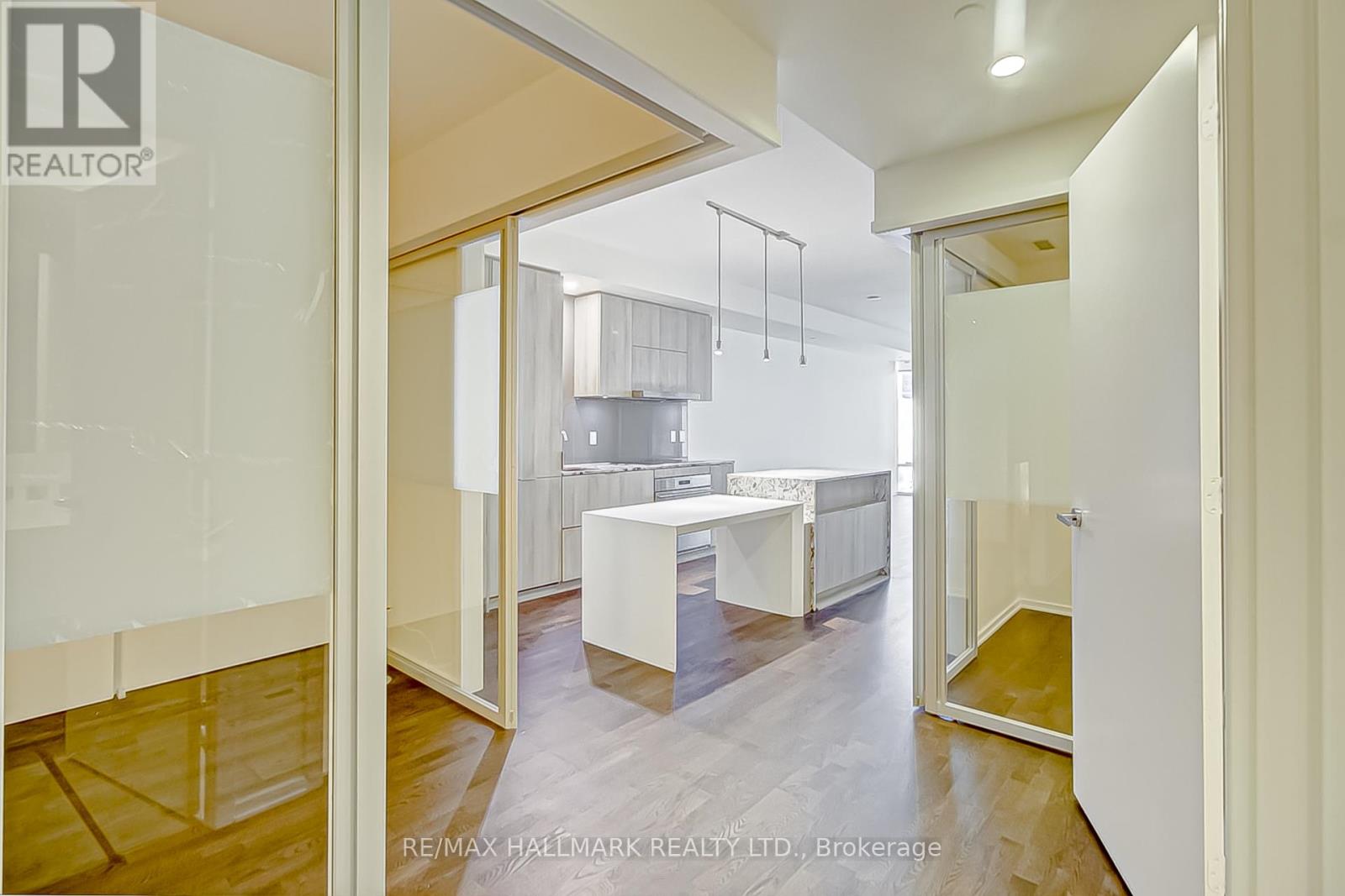 314 - 1 Bloor Street E, Toronto, Ontario  M4W 0A8 - Photo 9 - C12449344