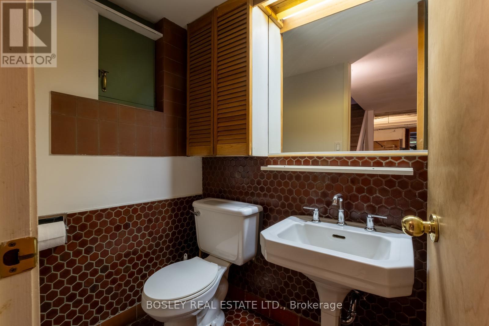169 Heath Street E, Toronto (Rosedale-Moore Park), Ontario  M4T 1S6 - Photo 34 - C12449424