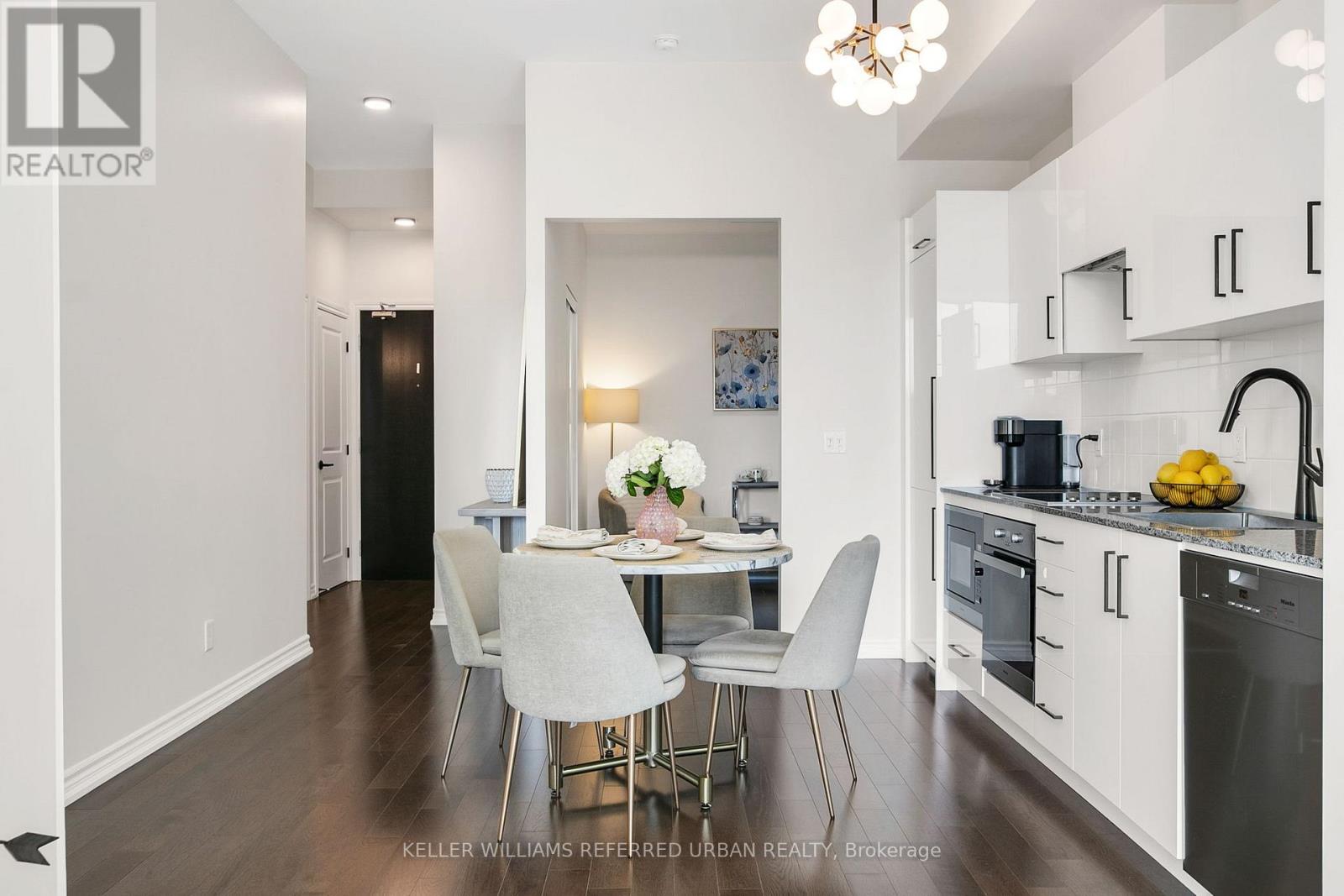 725 - 23 Glebe Road W, Toronto, Ontario  M5P 0A1 - Photo 14 - C12449431