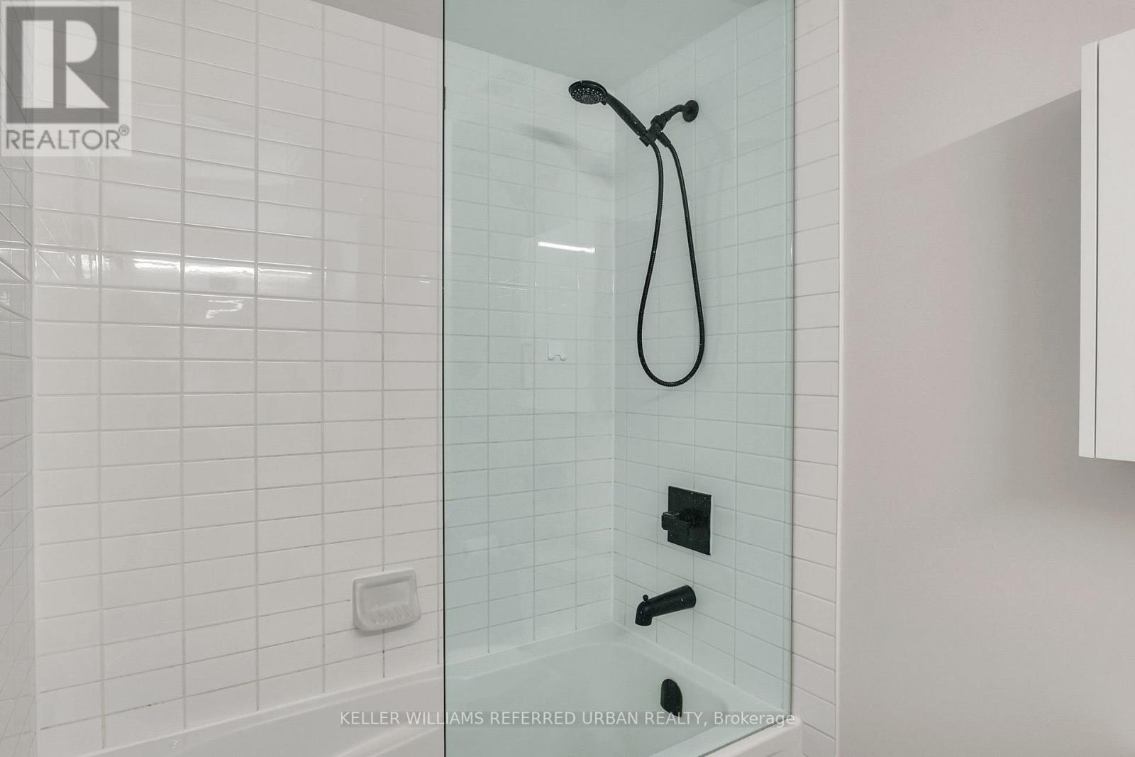 725 - 23 Glebe Road W, Toronto, Ontario  M5P 0A1 - Photo 26 - C12449431