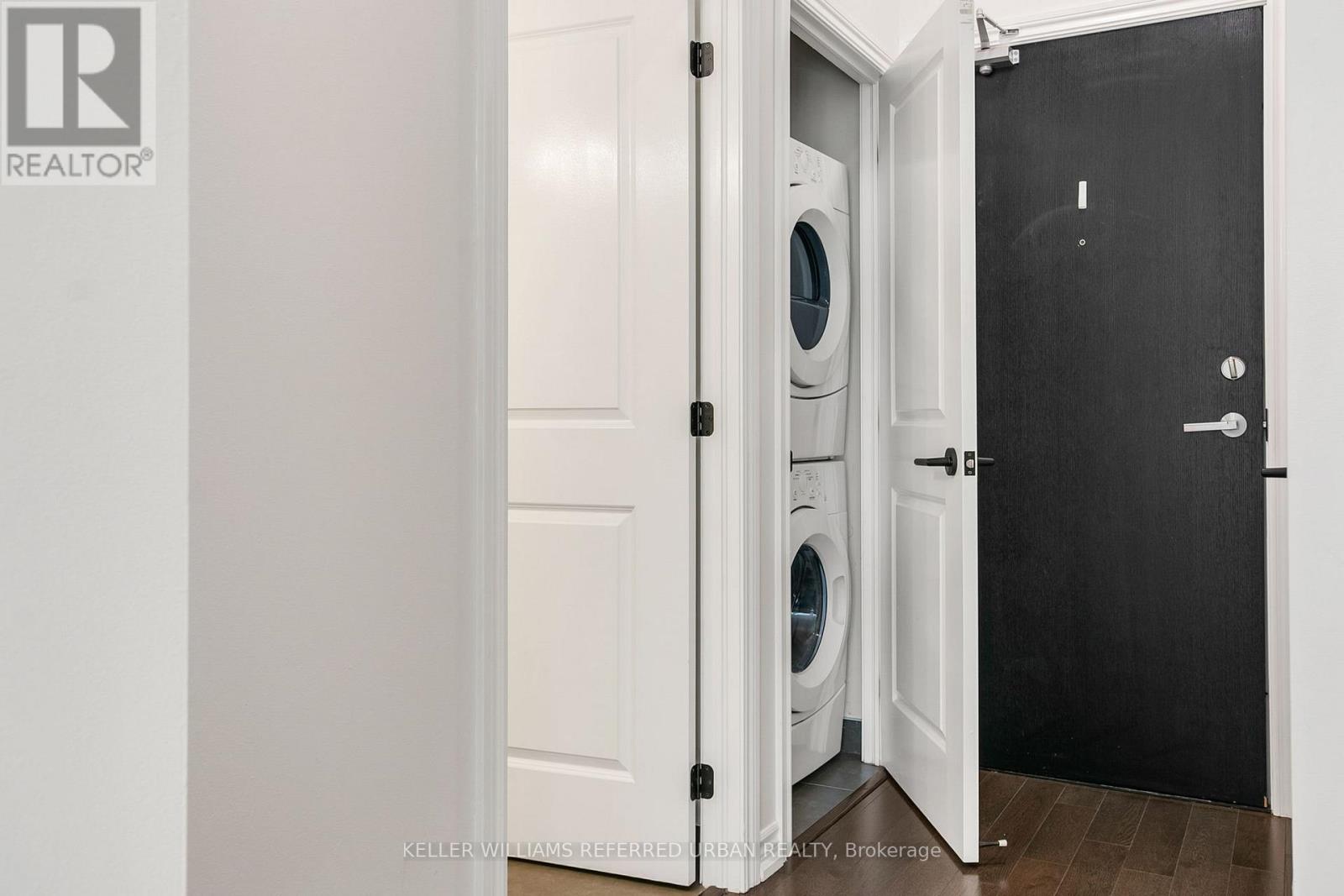725 - 23 Glebe Road W, Toronto, Ontario  M5P 0A1 - Photo 29 - C12449431