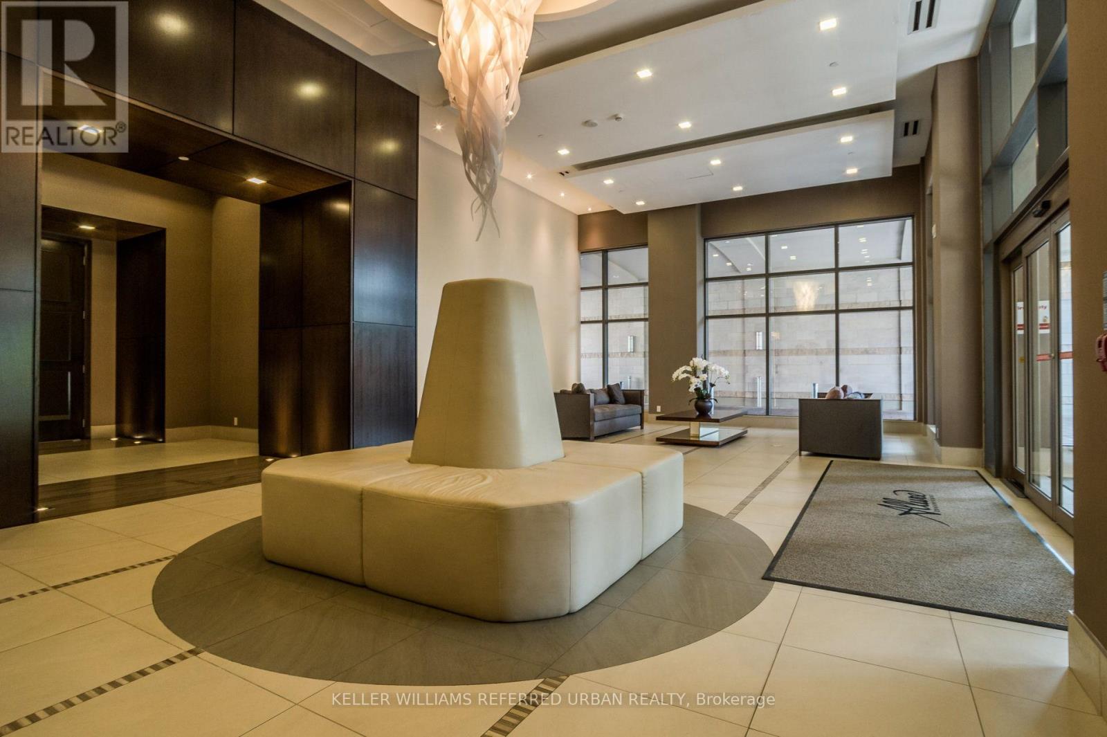725 - 23 Glebe Road W, Toronto, Ontario  M5P 0A1 - Photo 33 - C12449431