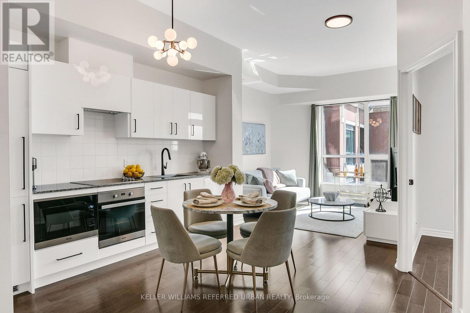 725 - 23 Glebe Road W, Toronto, Ontario  M5P 0A1 - Photo 4 - C12449431