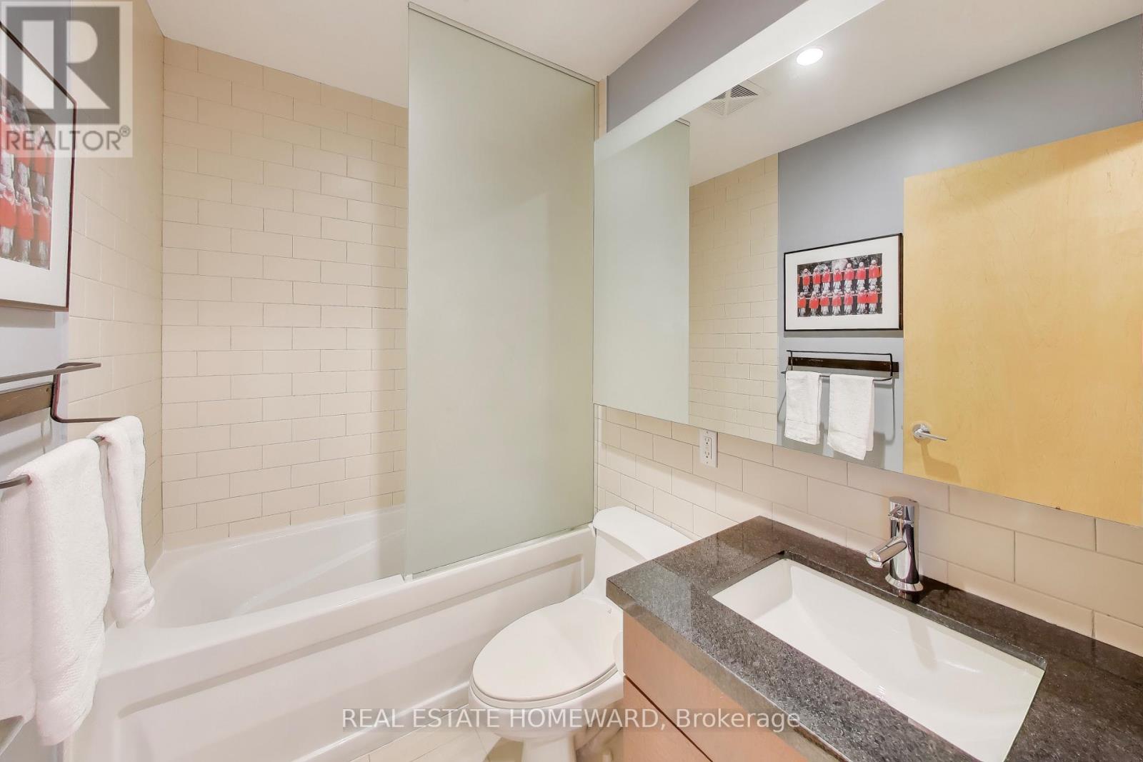 1201 - 1 Shaw Street, Toronto (Niagara), Ontario  M6K 0A1 - Photo 13 - C12449435