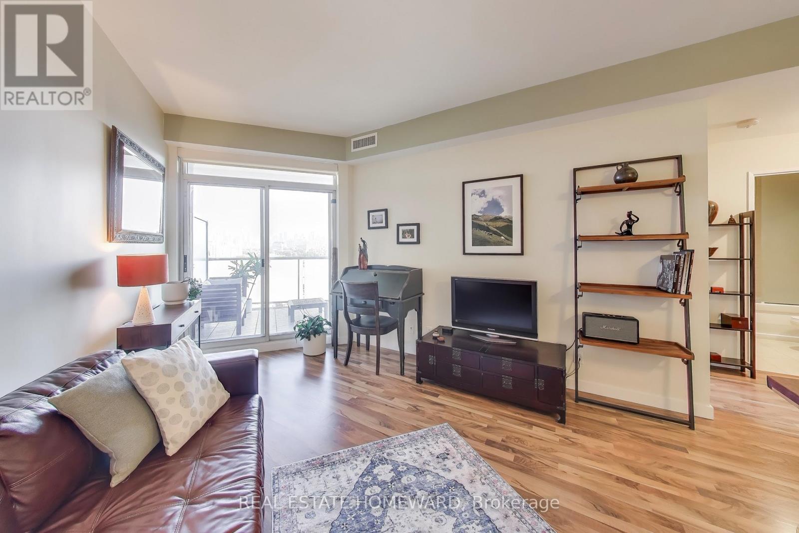 1201 - 1 Shaw Street, Toronto (Niagara), Ontario  M6K 0A1 - Photo 6 - C12449435