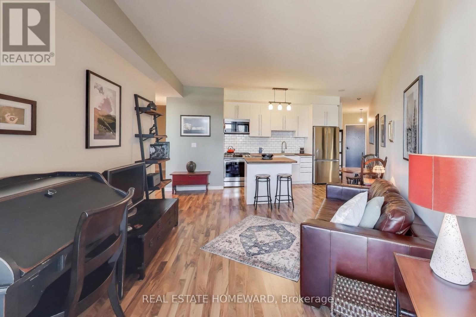 1201 - 1 Shaw Street, Toronto (Niagara), Ontario  M6K 0A1 - Photo 8 - C12449435