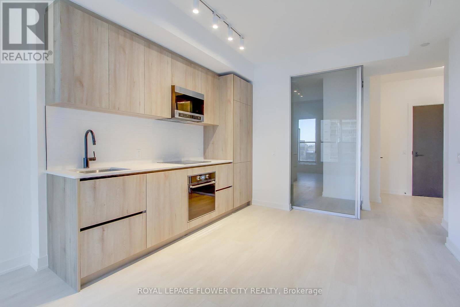 706 - 117 Broadway Avenue, Toronto, Ontario  M4P 1V3 - Photo 10 - C12449453