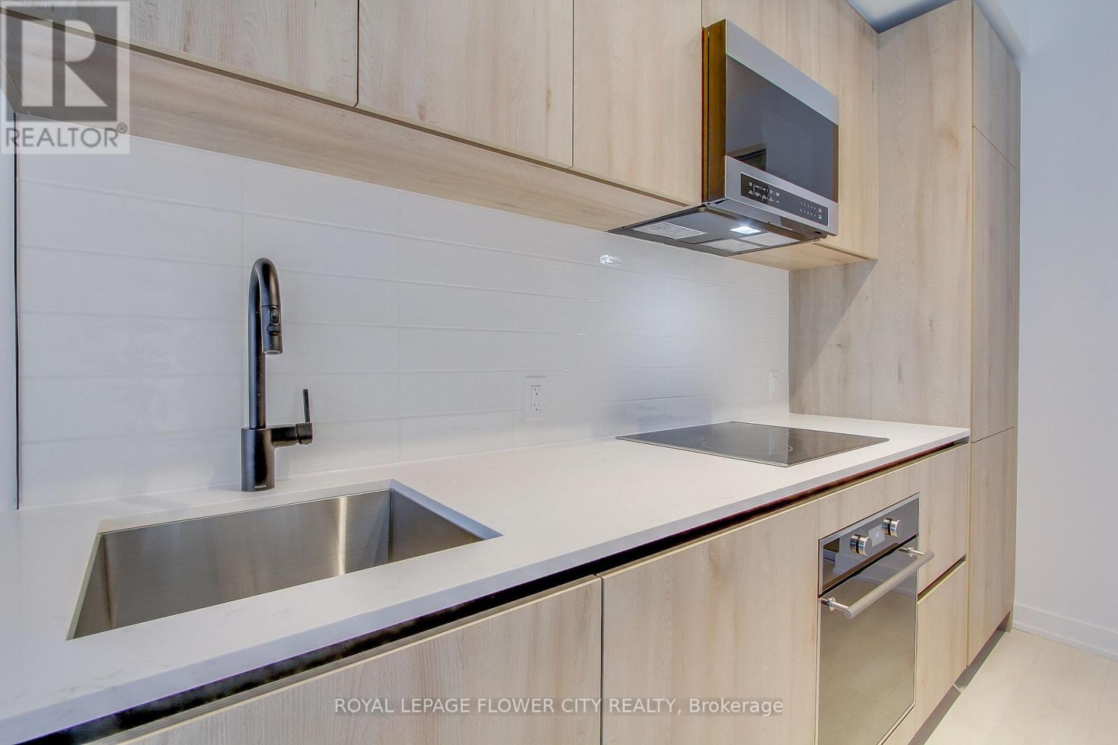 706 - 117 Broadway Avenue, Toronto, Ontario  M4P 1V3 - Photo 11 - C12449453