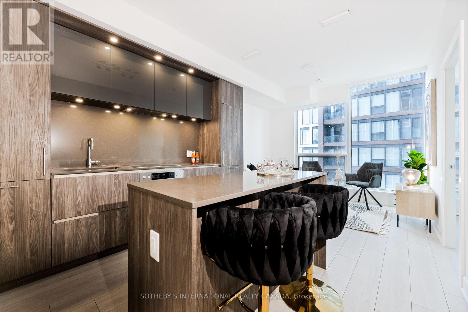 2411 - 35 MERCER STREET, Toronto, Ontario