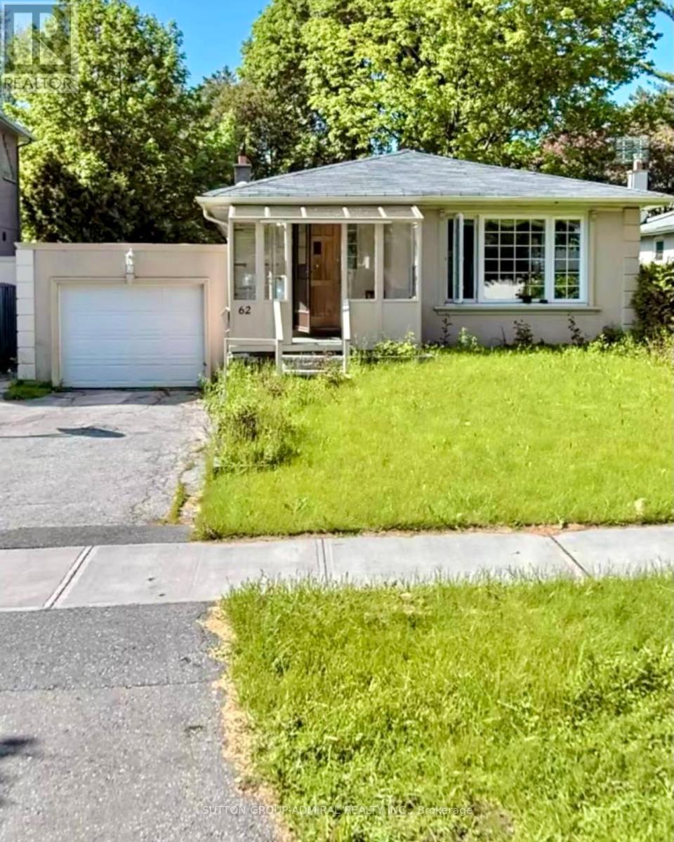 62 THREADNEEDLE CRESCENT, Toronto, Ontario
