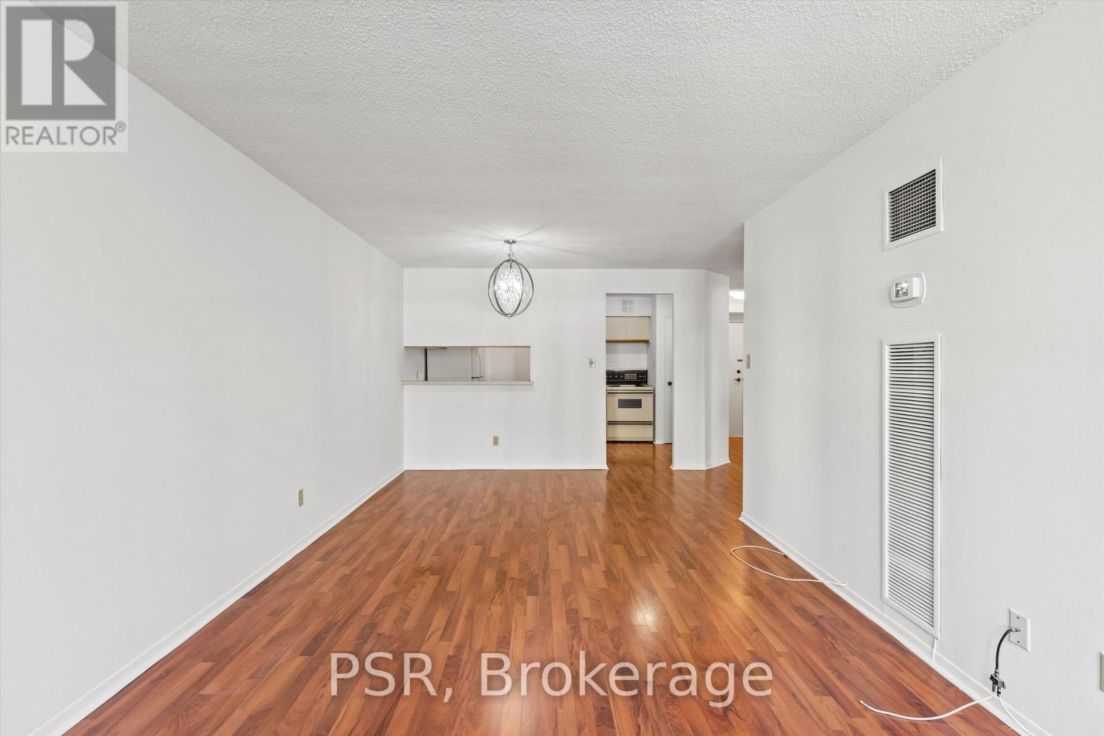 901 - 633 Bay Street, Toronto, Ontario  M5G 2G4 - Photo 11 - C12449471
