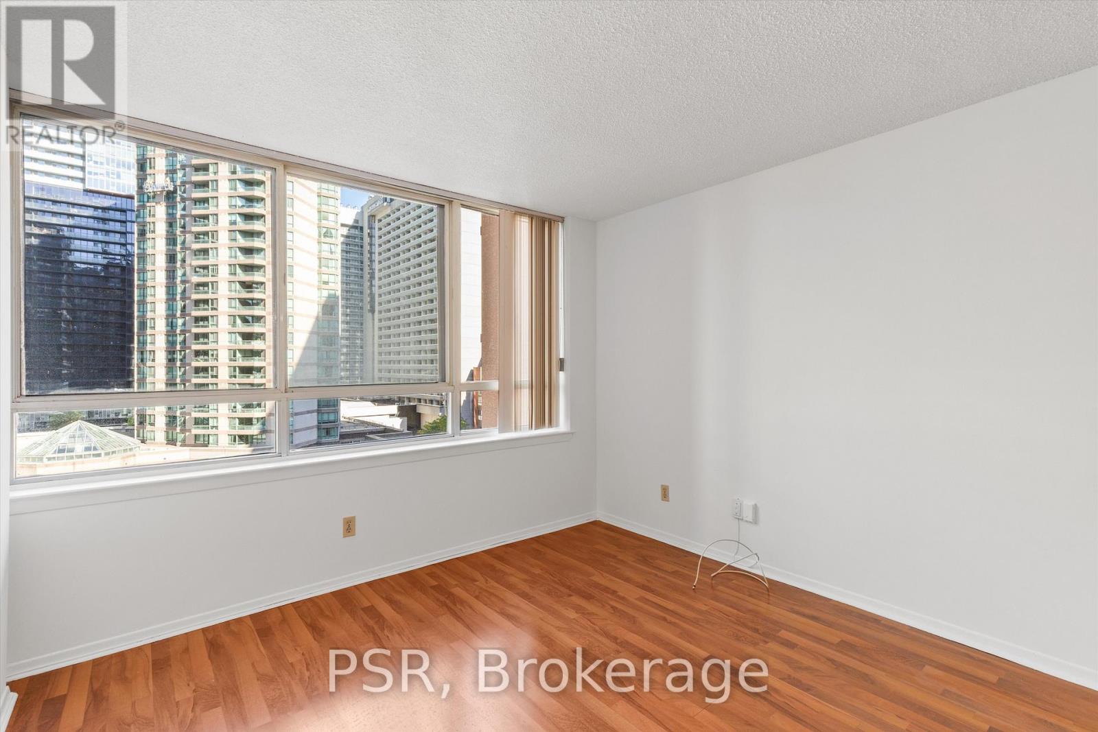 901 - 633 Bay Street, Toronto, Ontario  M5G 2G4 - Photo 15 - C12449471