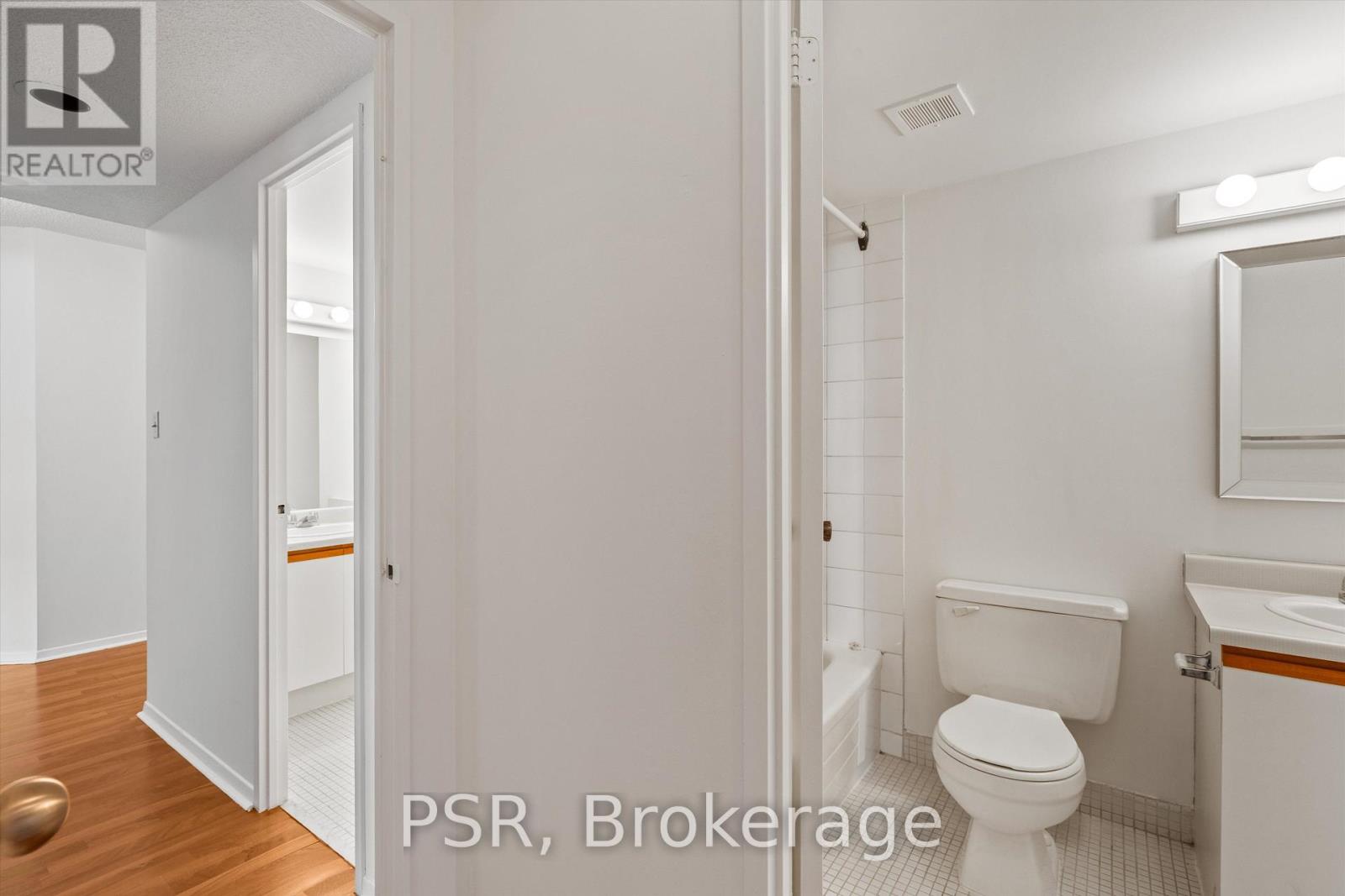 901 - 633 Bay Street, Toronto, Ontario  M5G 2G4 - Photo 21 - C12449471