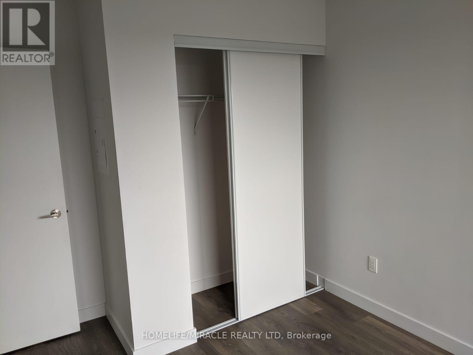 1906 - 8 Eglington Avenue E, Toronto, Ontario  M4P 0C1 - Photo 10 - C12449504