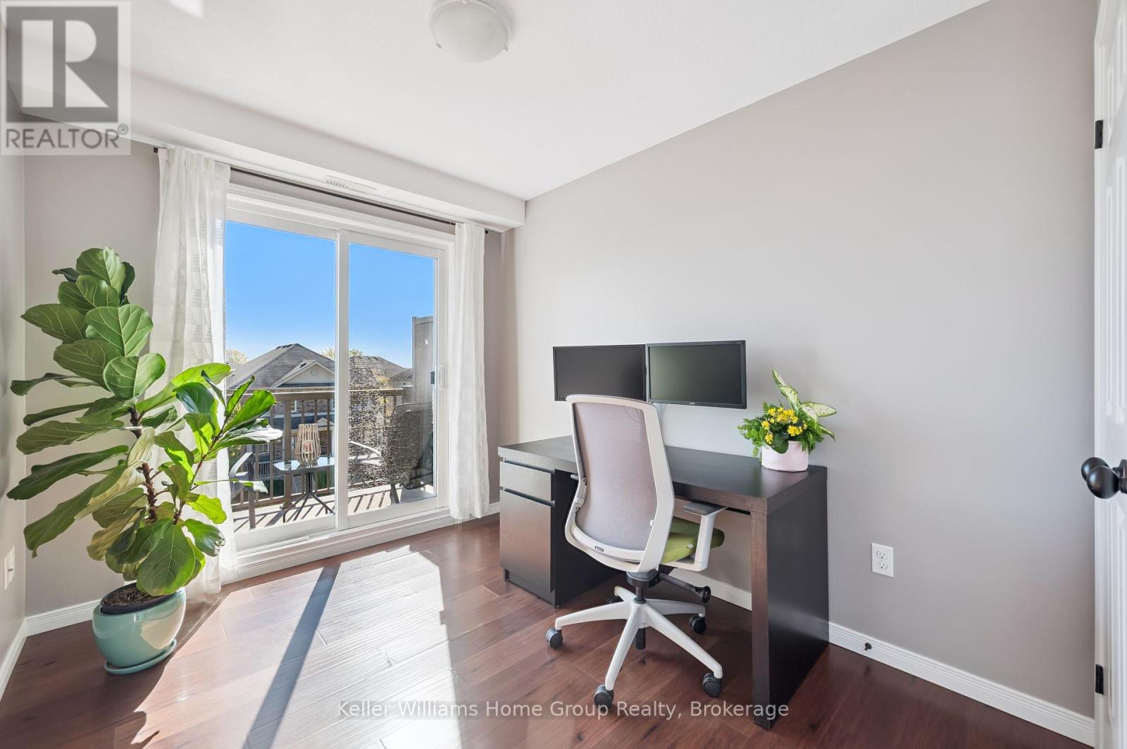 22 - 35 Mountford Drive, Guelph (Grange Road), Ontario  N1E 0G6 - Photo 23 - X12449578