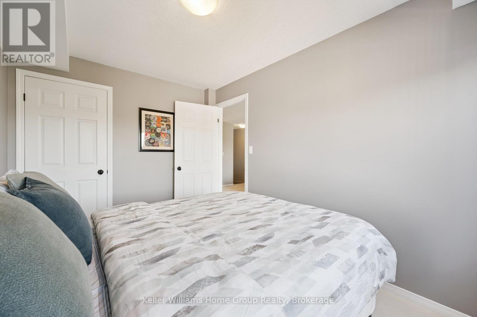 22 - 35 Mountford Drive, Guelph (Grange Road), Ontario  N1E 0G6 - Photo 29 - X12449578