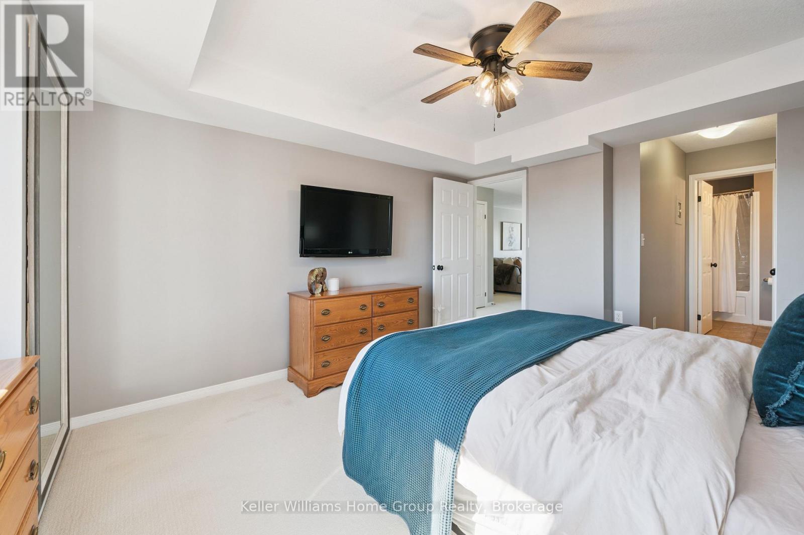 22 - 35 Mountford Drive, Guelph (Grange Road), Ontario  N1E 0G6 - Photo 30 - X12449578