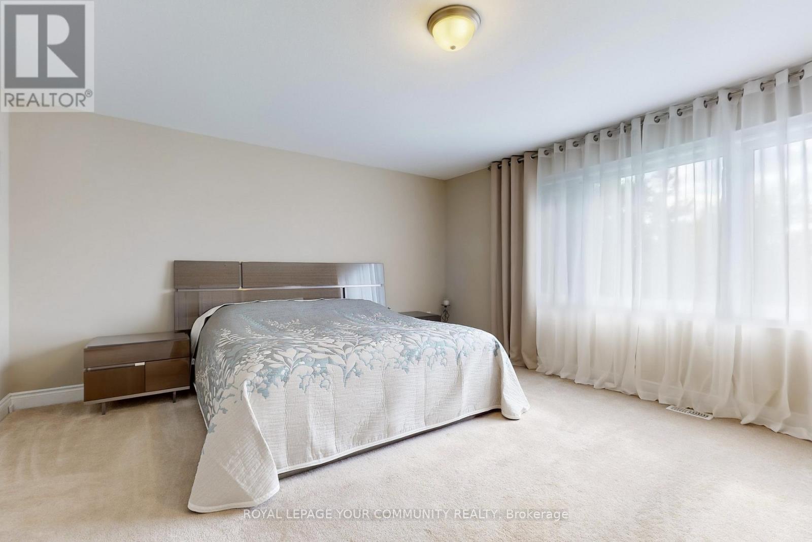 19 Richmond Park Drive, Georgina (Keswick North), Ontario  L4P 0H2 - Photo 22 - N12448992