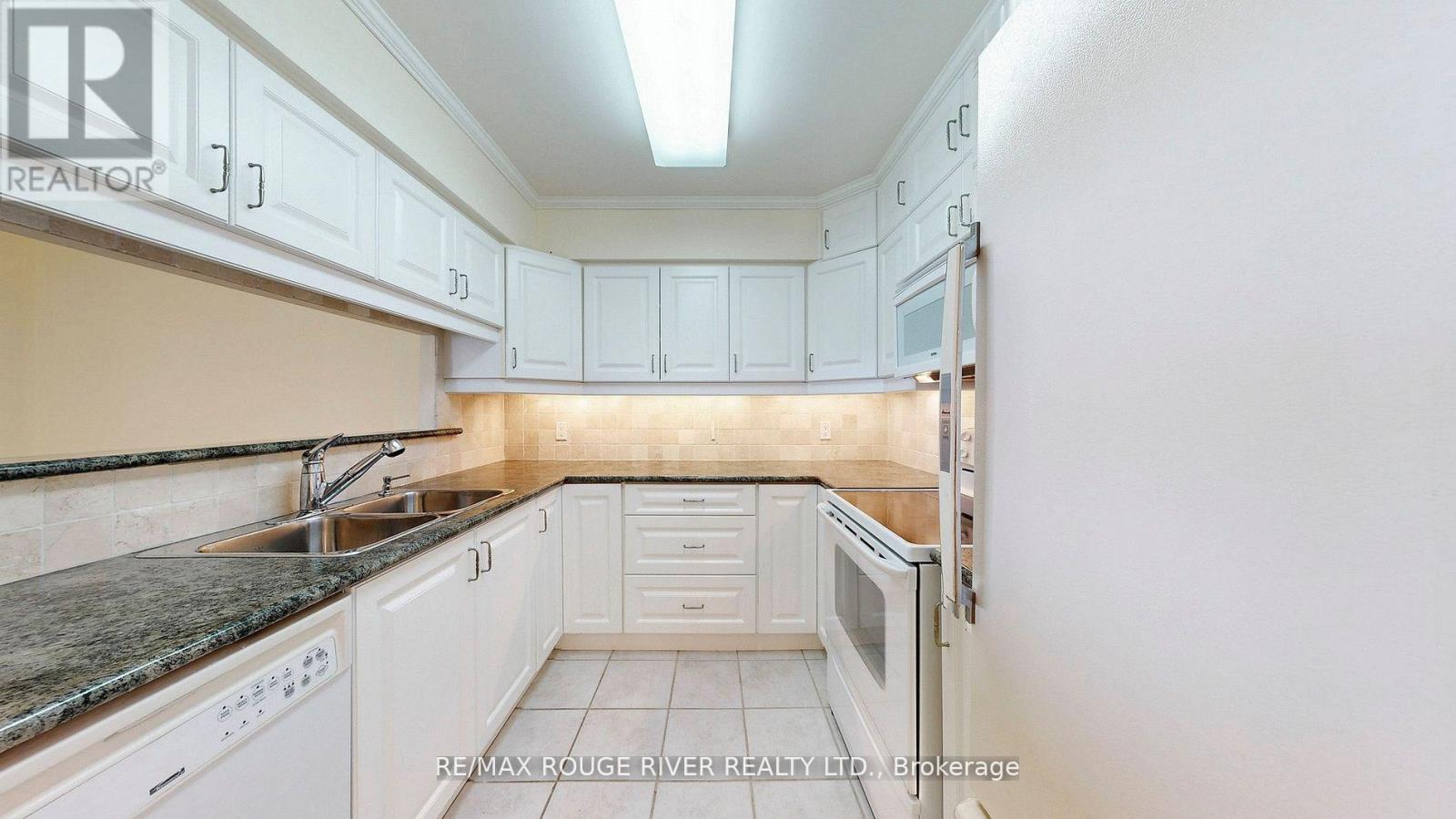 1627 - 1880 Valley Farm Road, Pickering (Town Centre), Ontario  L1V 6B3 - Photo 13 - E12449409