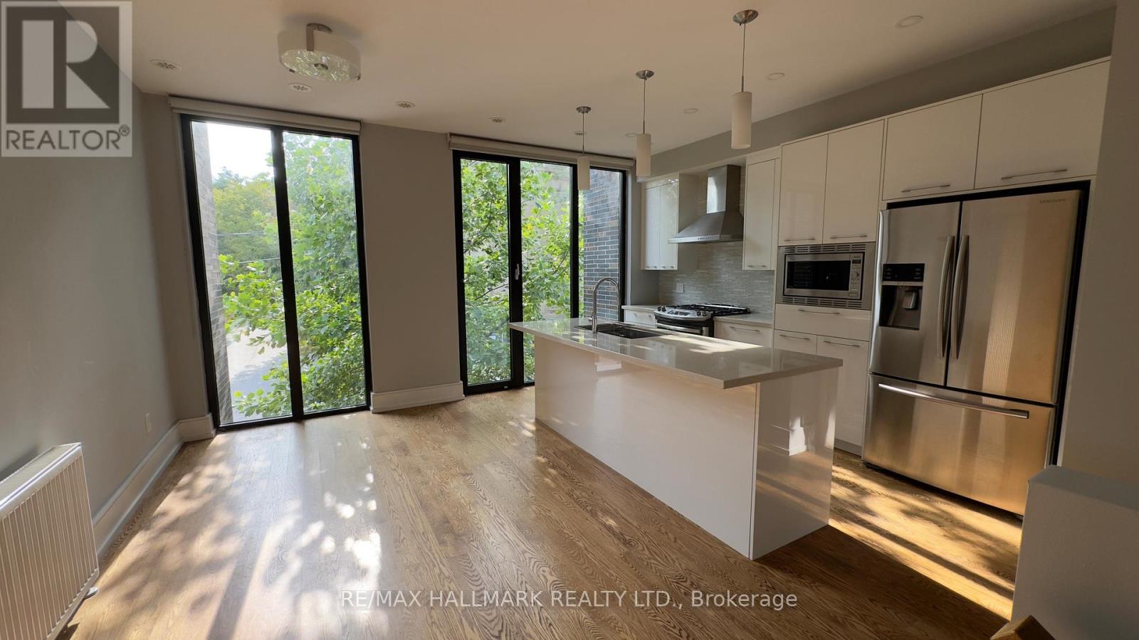 79 Saulter Street, Toronto, Ontario  M4M 2H8 - Photo 4 - E12449457