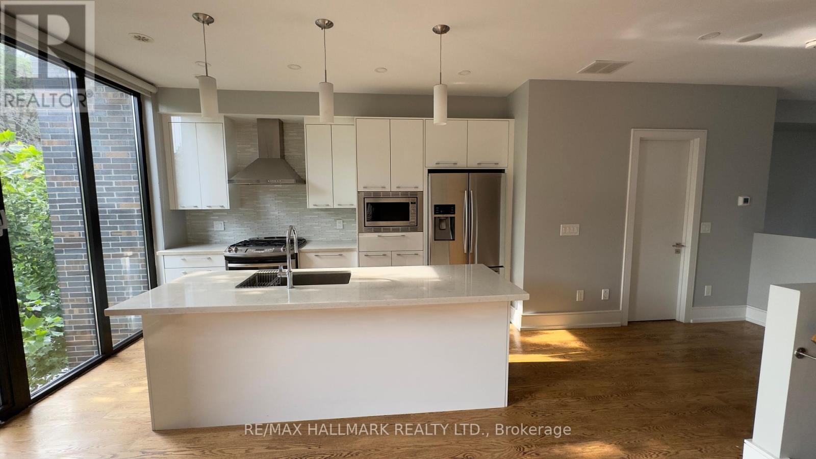 79 Saulter Street, Toronto, Ontario  M4M 2H8 - Photo 6 - E12449457