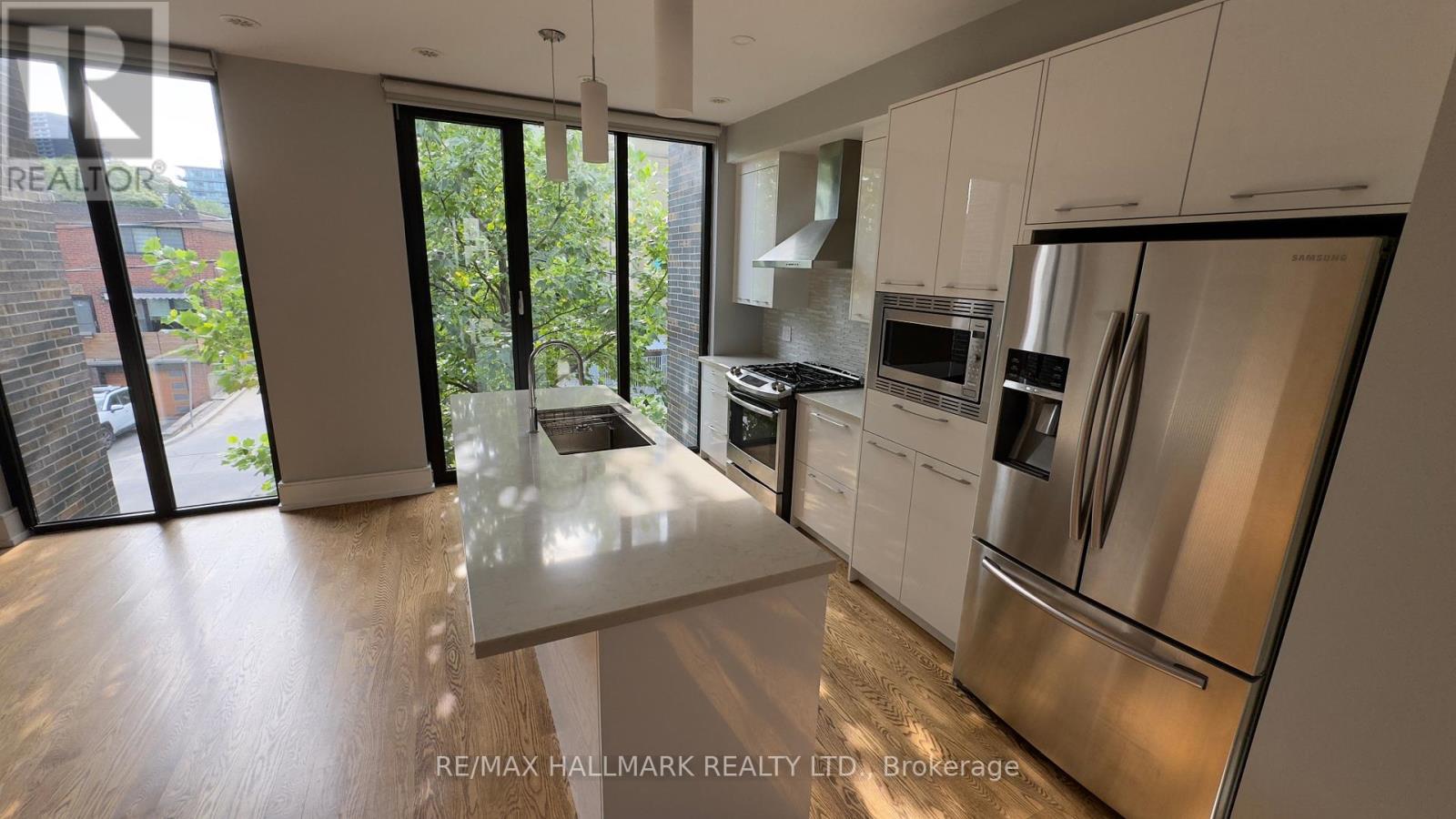 79 Saulter Street, Toronto, Ontario  M4M 2H8 - Photo 7 - E12449457