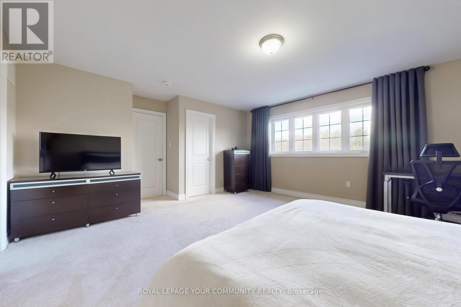 19 Richmond Park Drive, Georgina (Keswick North), Ontario  L4P 0H2 - Photo 29 - N12448992