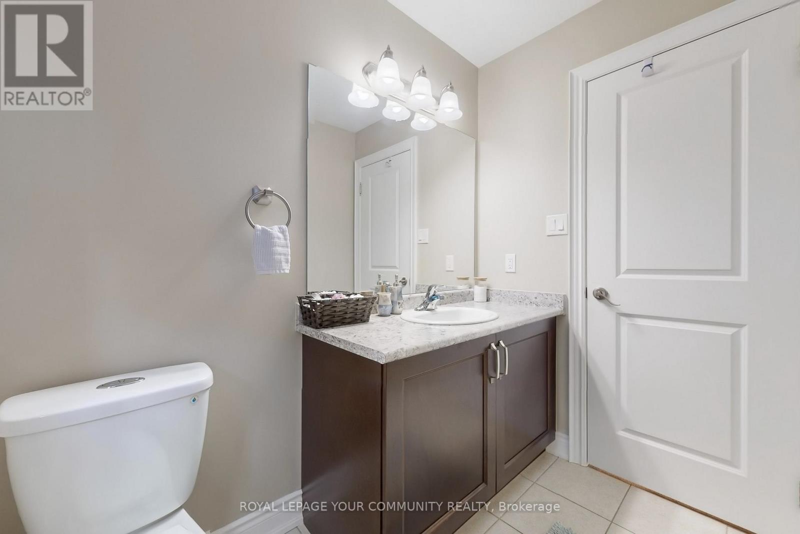 19 Richmond Park Drive, Georgina (Keswick North), Ontario  L4P 0H2 - Photo 37 - N12448992