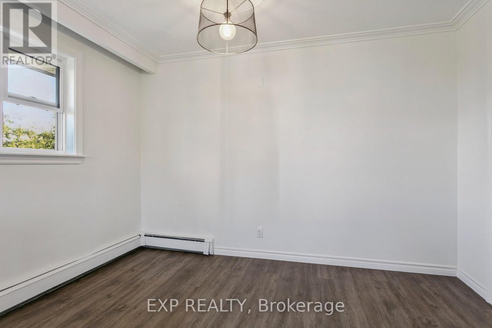 2nd Level - 15 Carnation Avenue, Toronto, Ontario  M8V 2J8 - Photo 17 - W12446626